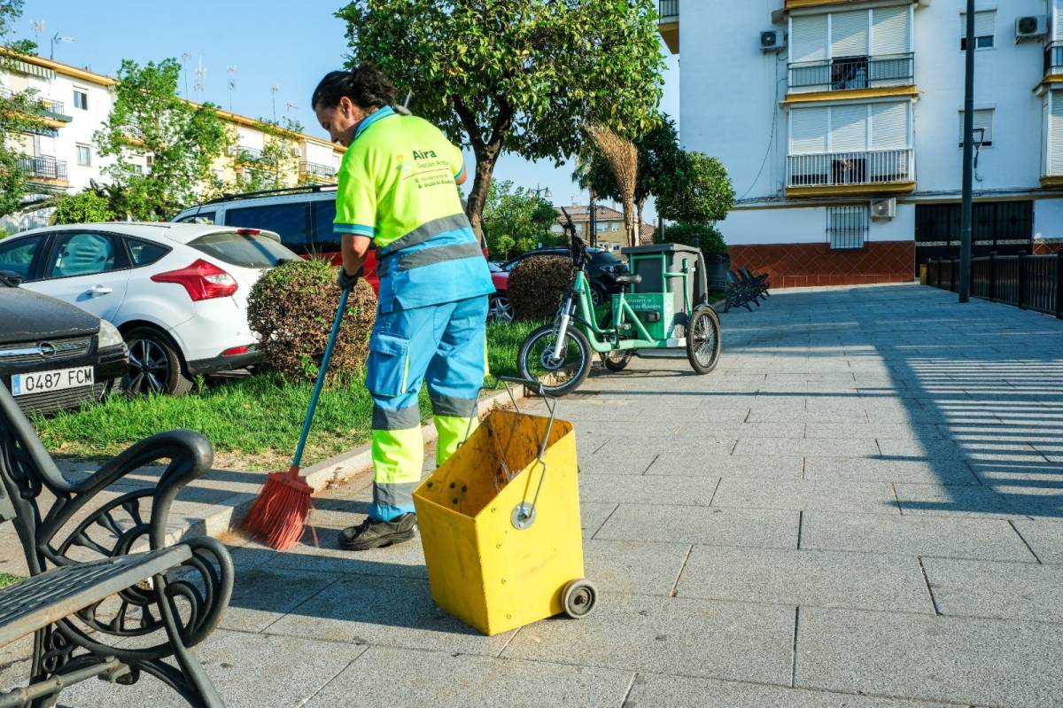 Alcalá de Guadaíra convoca 14 plazas para trabajar en el Ayuntamiento: sólo hace falta el graduado escolar