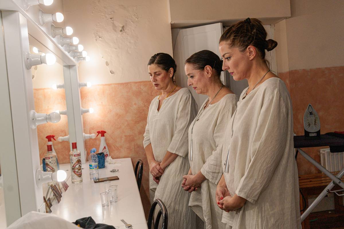 Las Niñas de Cádiz, La reina brava , festival Ibero Americano de Teatro de Cádiz 