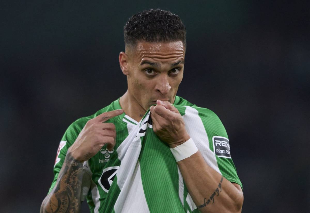 Roban en la casa de Antony mientras disputaba el partido de Champions entre el Betis y el Oporto