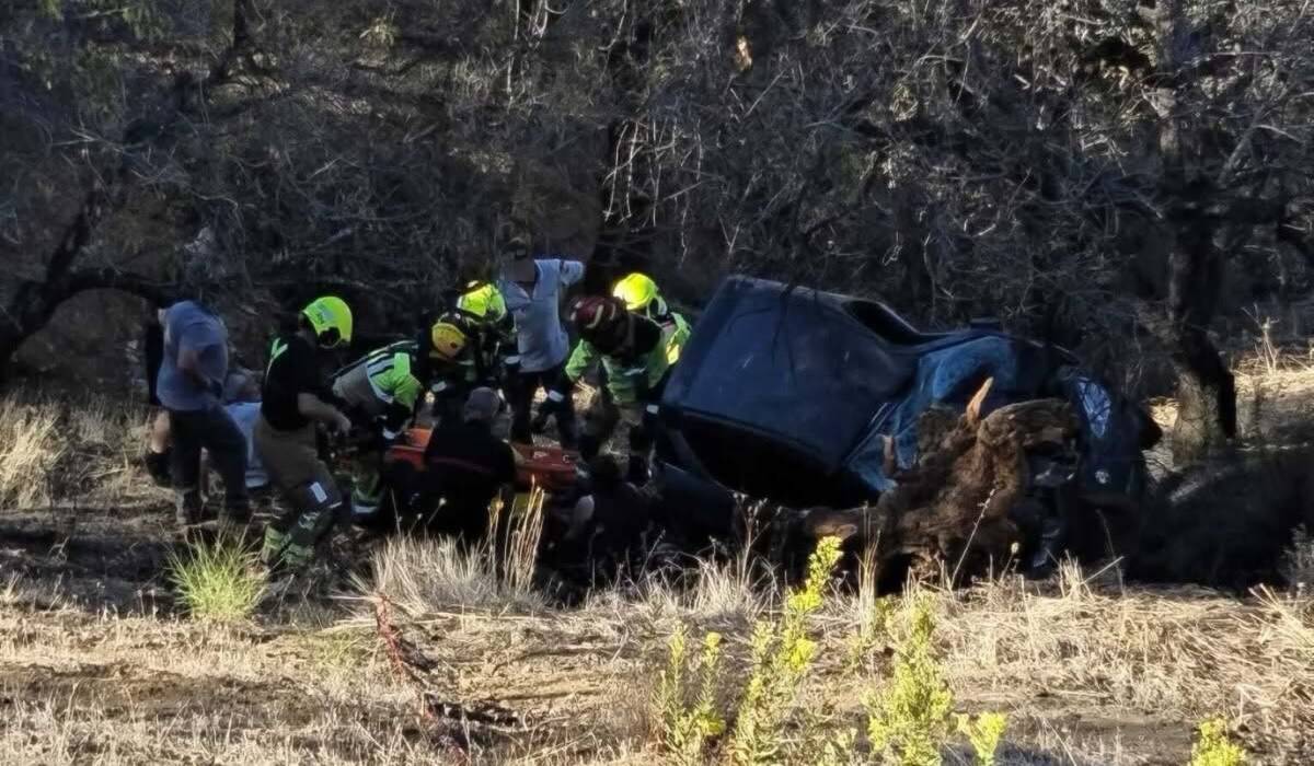 Efectivos de bomberos presentes en el rescate - Efectivos de bomberos presentes en el rescate