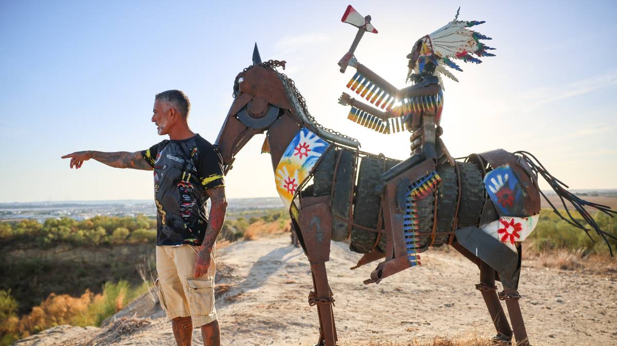 'El Indio' que embellece y cuida la Sierra de San Cristóbal en El Puerto: 