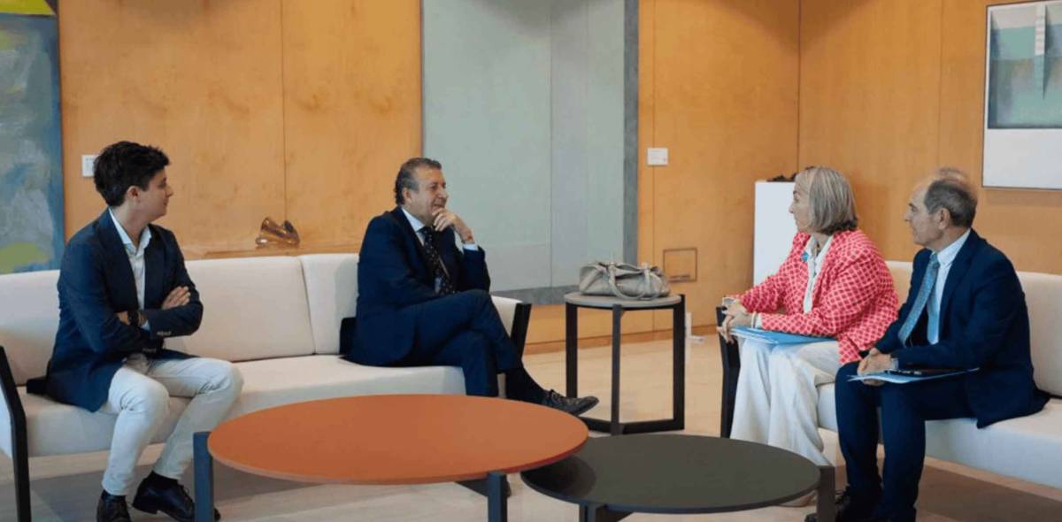 Otra imagen del encuentro entre la Diputación de Sevilla y Unicef. - Otra imagen del encuentro entre la Diputación de Sevilla y Unicef.