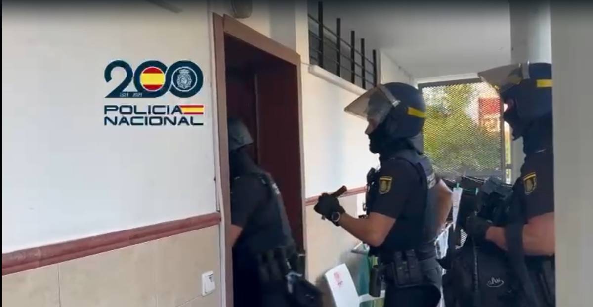 Operación contra la droga en la barriada de la Paz de Cádiz: caen dos narcopisos