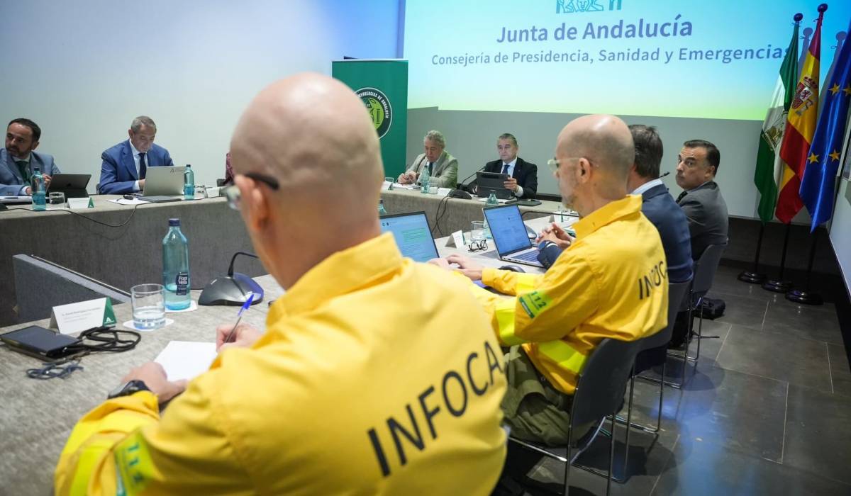 Andalucía cierra el periodo de incendios forestales con la tragedia de Almería y la larga lucha de Huelva