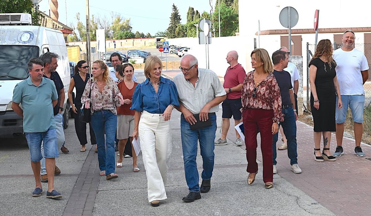 Más seguridad vial, limpieza y zonas verdes: Jerez plantea nuevas actuaciones en la barriada El Pimiento