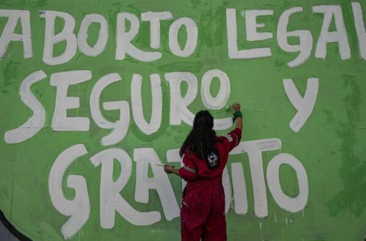 Una pintada en pro del aborto legal y seguro. - 
