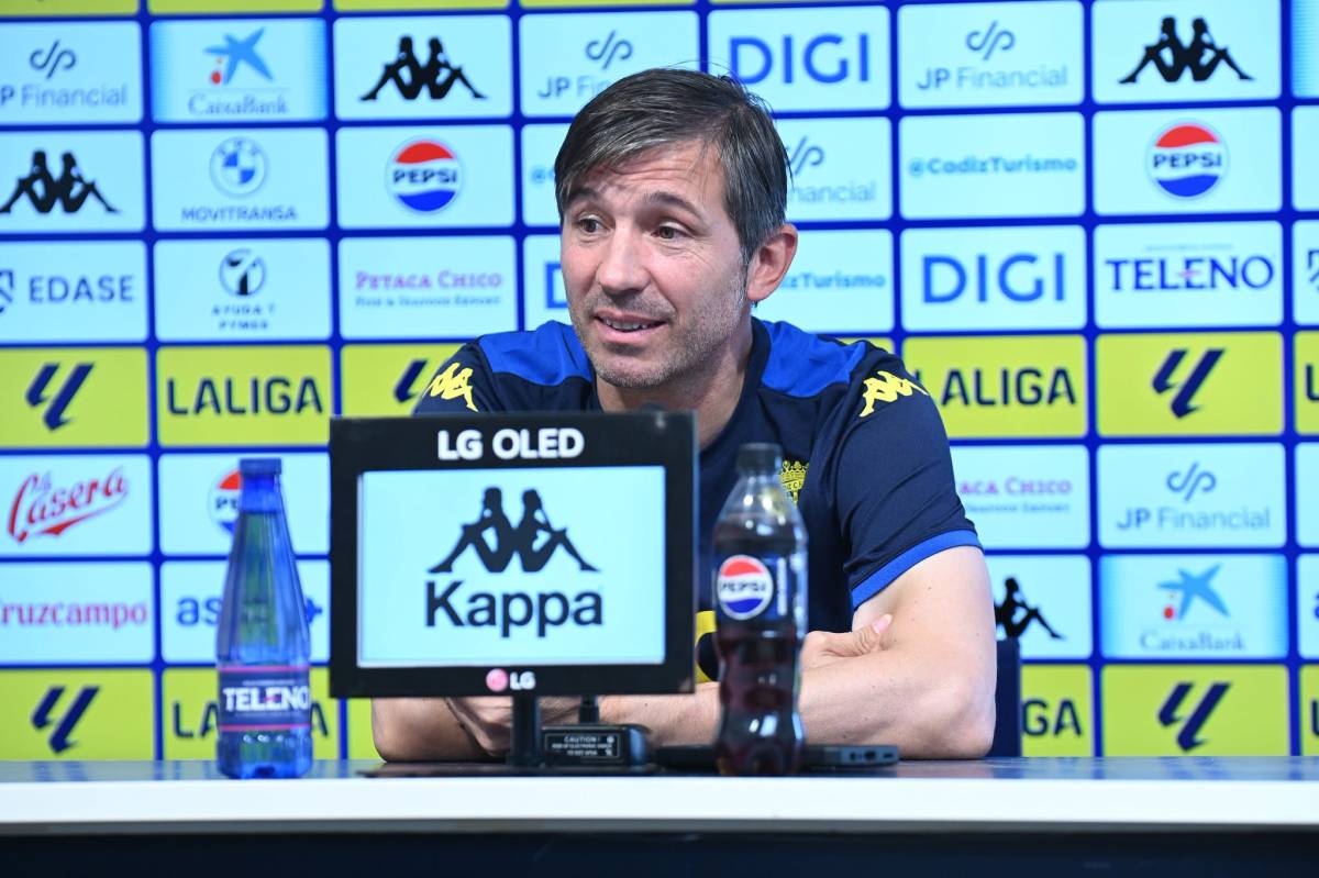 El Cádiz 'se carga' a Celades a diez días del derbi en Chapín: los amarillos, antepenúltimos con siete puntos en diez jornadas