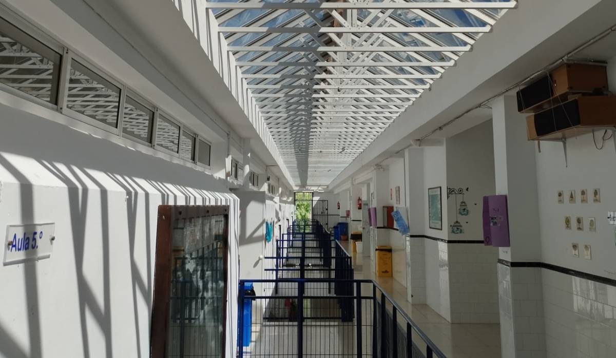 Adiós a las aulas sin refrigeración: la Junta licita mejoras en dos colegios de El Bosque y Arcos