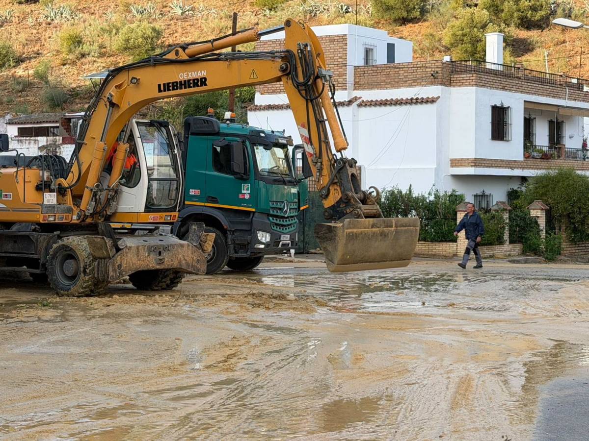 Las calles de Arcos quedaron anegadas. - Las calles de Arcos quedaron anegadas.