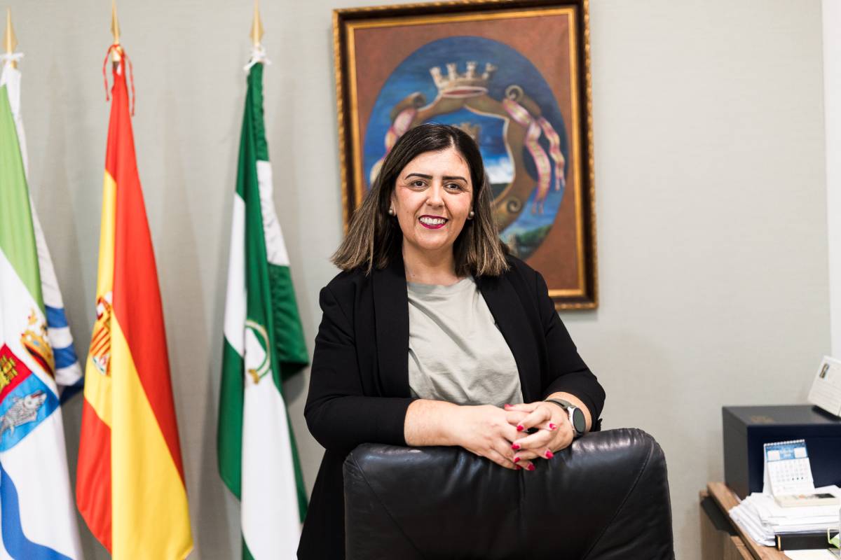 Inmaculada Sánchez, alcaldesa Conil , ayuntamiento 