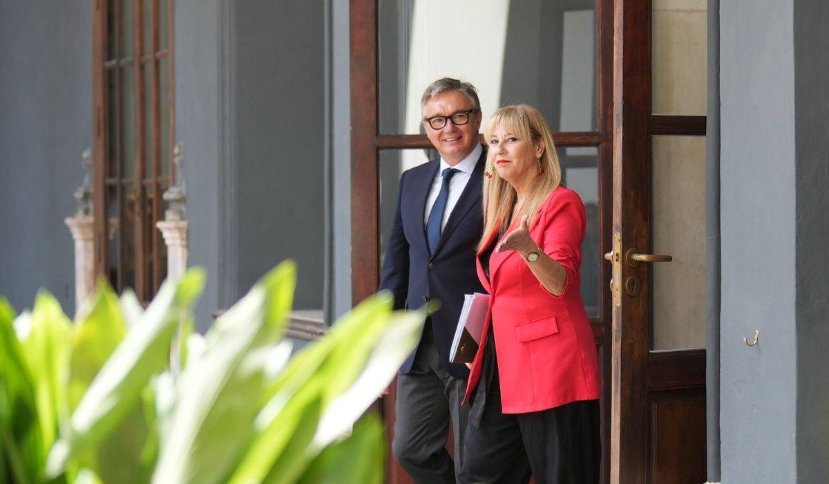 Lío 'al canto': el pleno sobre el primer presupuesto de la coalición PP-Vox en Andalucía coincide con la huelga general
