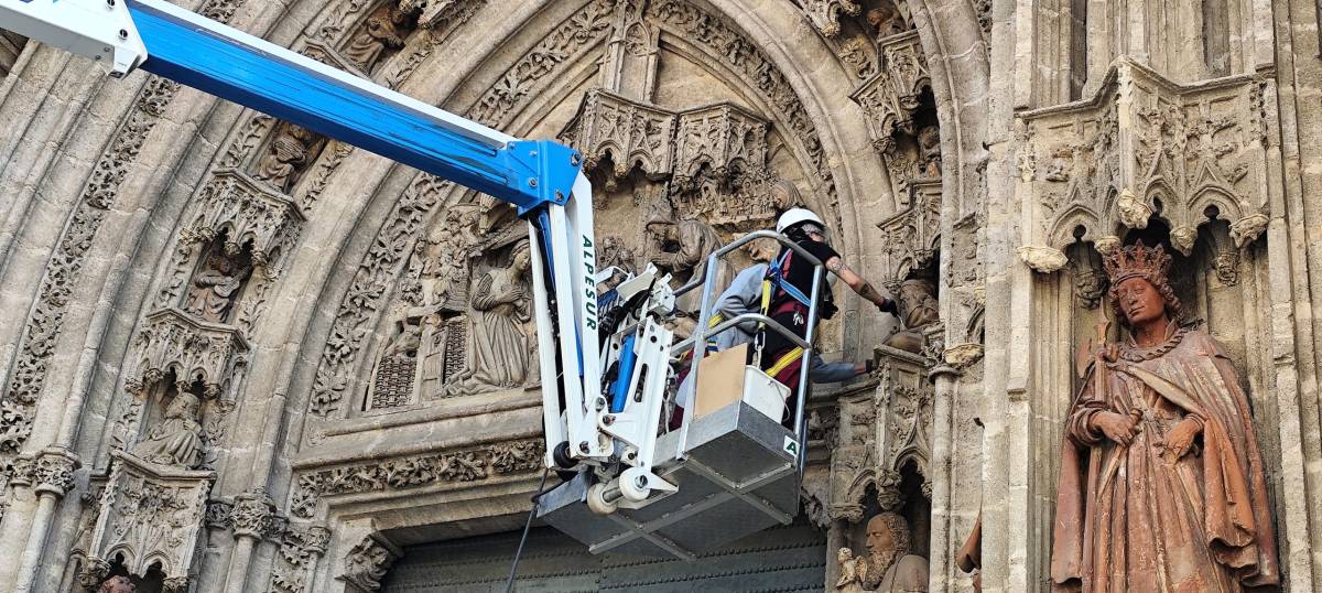 La Catedral de Sevilla y la recuperación de sus portadas: comienza una nueva campaña de conservación