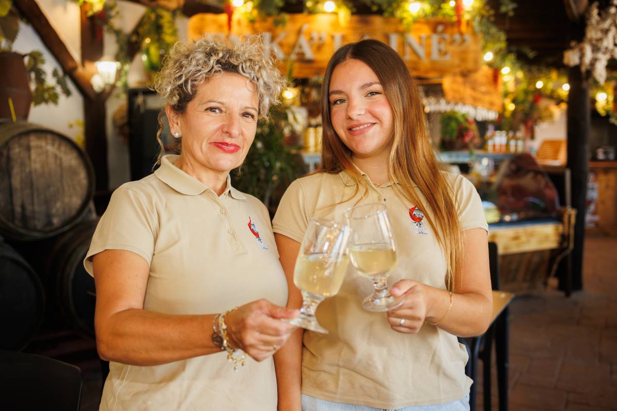 El mosto de Jerez que una familia ha construido piedra a piedra hasta convertirlo en un oasis escondido en Cuartillos
