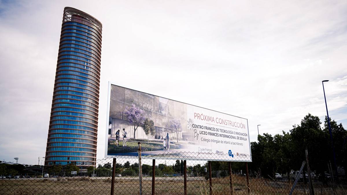 Terreno obras Centro francés de Tecnología e Innovación, Liceo francés internacional de Sevilla