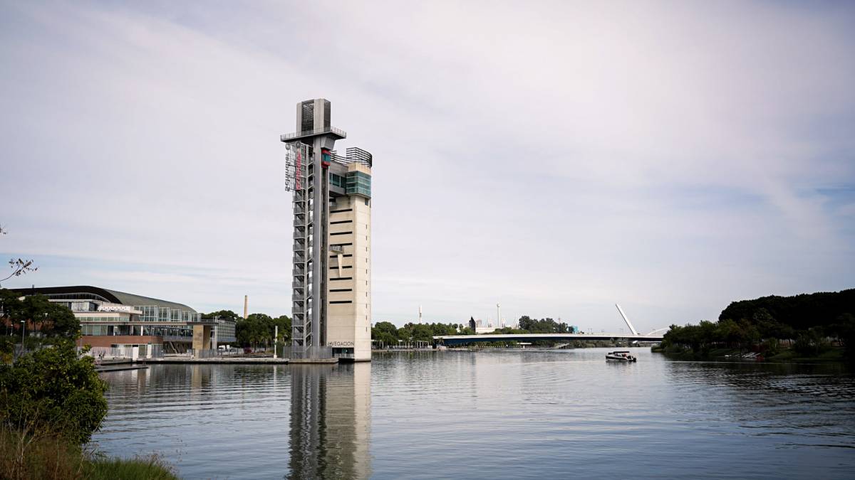 Torre Schindler y Pabellón de la Navegación, La Cartuja, Sevilla