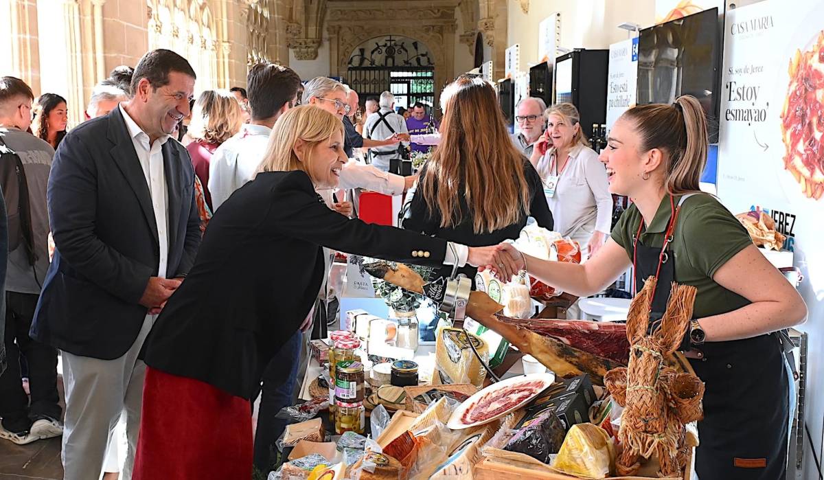 Dulces de convento, sushi y moda flamenca: la Feria de la Economía Local de Jerez crece con la gastronomía como reclamo