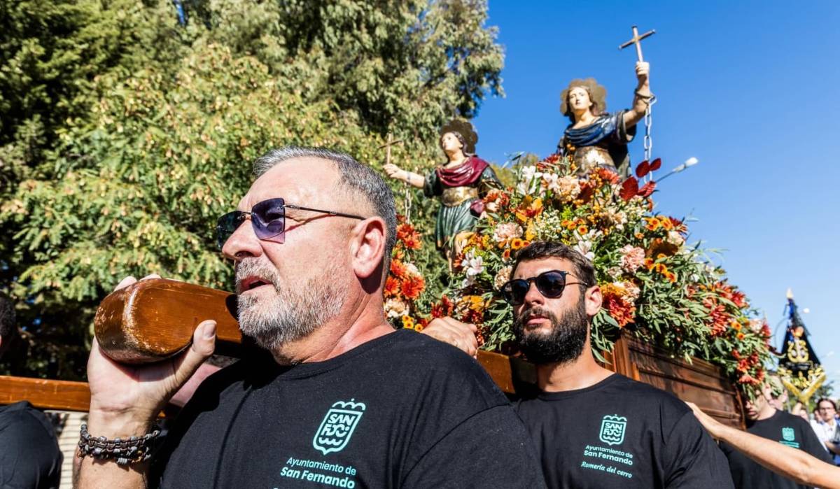 San Fernando vuelve al Cerro con sus copatronos y una romería que amplía el ocio familiar - San Fernando vuelve al Cerro con sus copatronos y una romería que amplía el ocio familiar