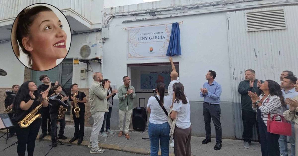 Barbate inmortaliza el recuerdo de Jeny García en un emotivo homenaje