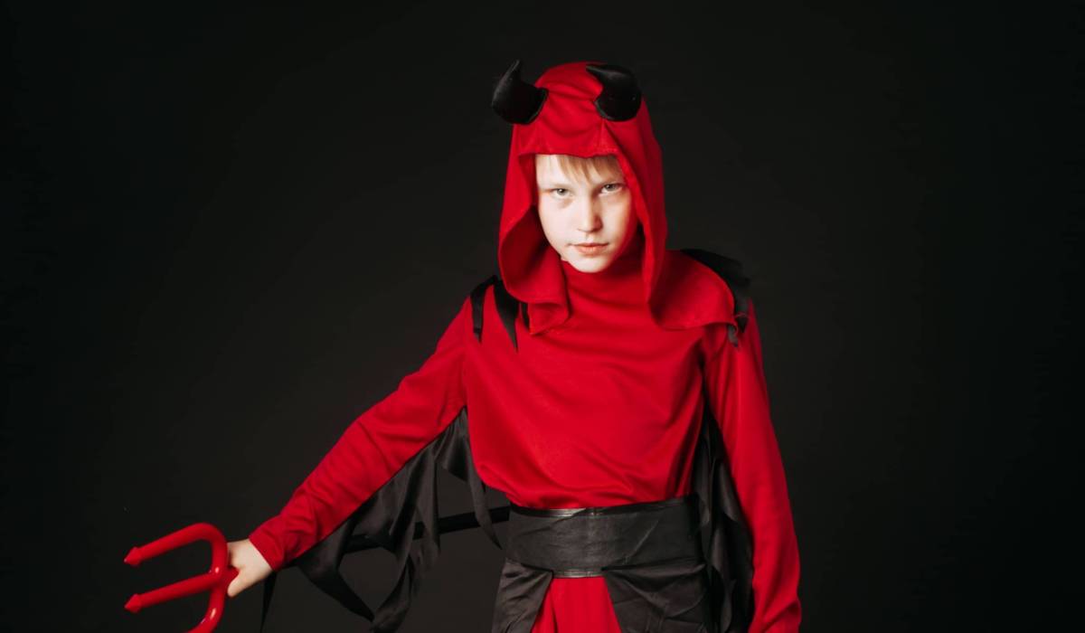 Niño diabólico - Niño diabólico