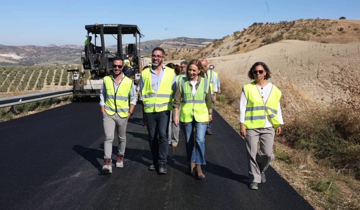 Ocho puntos casi reparados y uno pendiente: así se recompone la carretera de El Gastor a Setenil