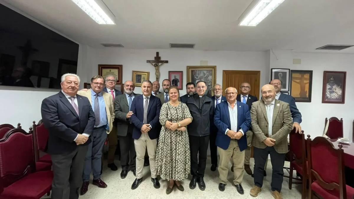 Arcos reúne a los presidentes de los consejos locales de hermandades de la Diócesis de Jerez