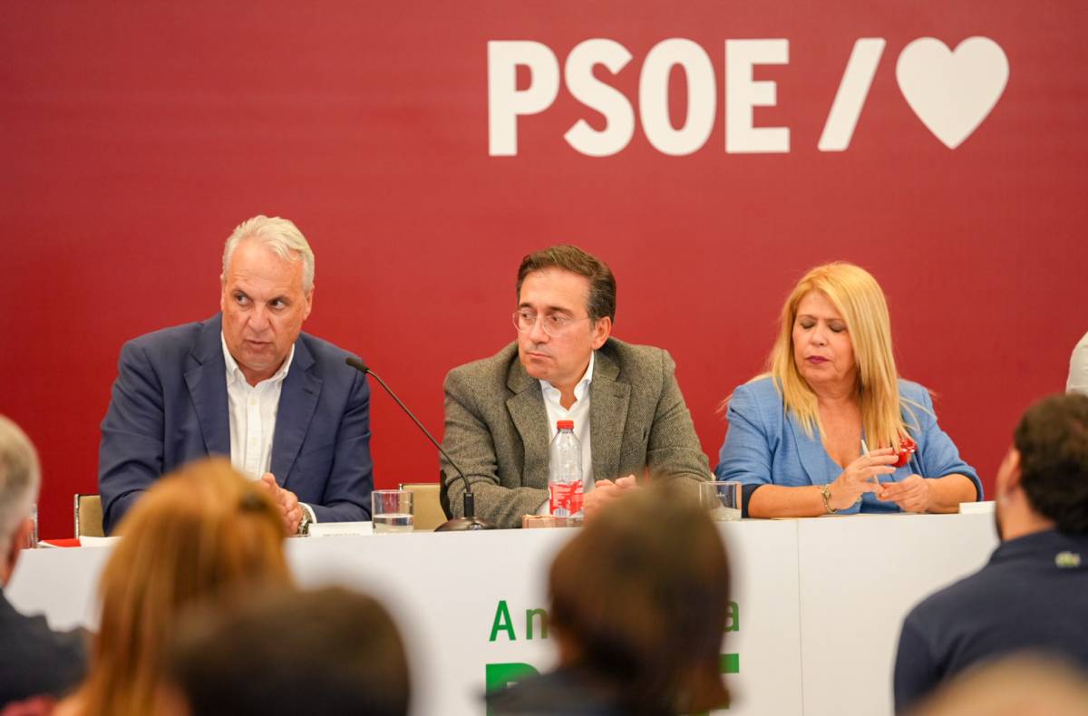 El ministro Albares, que será cabeza de lista por Cádiz al Congreso, dice que 