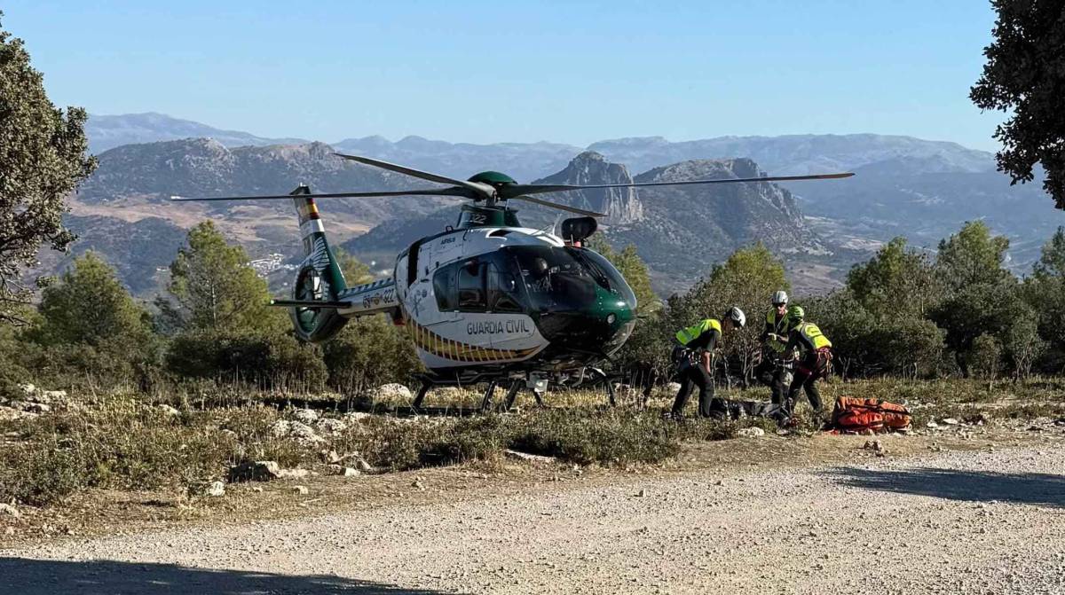 Dos días de luto en Algodonales: esto es todo lo que se sabe sobre el accidente que le ha costado la vida a dos parapentistas