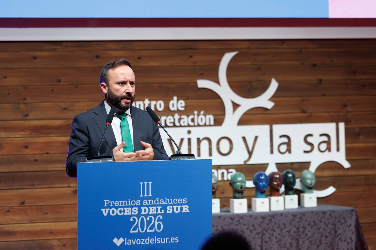 gala de entrega de los III Premios Voces del Sur 2026, celebrada en el Centro de Interpretación del Vino y la Sal de Chi - JUAN CARLOS TORO gala de entrega de los III Premios Voces del Sur 2026, celebrada en el Centro de Interpretación del Vino y la Sal de Chi