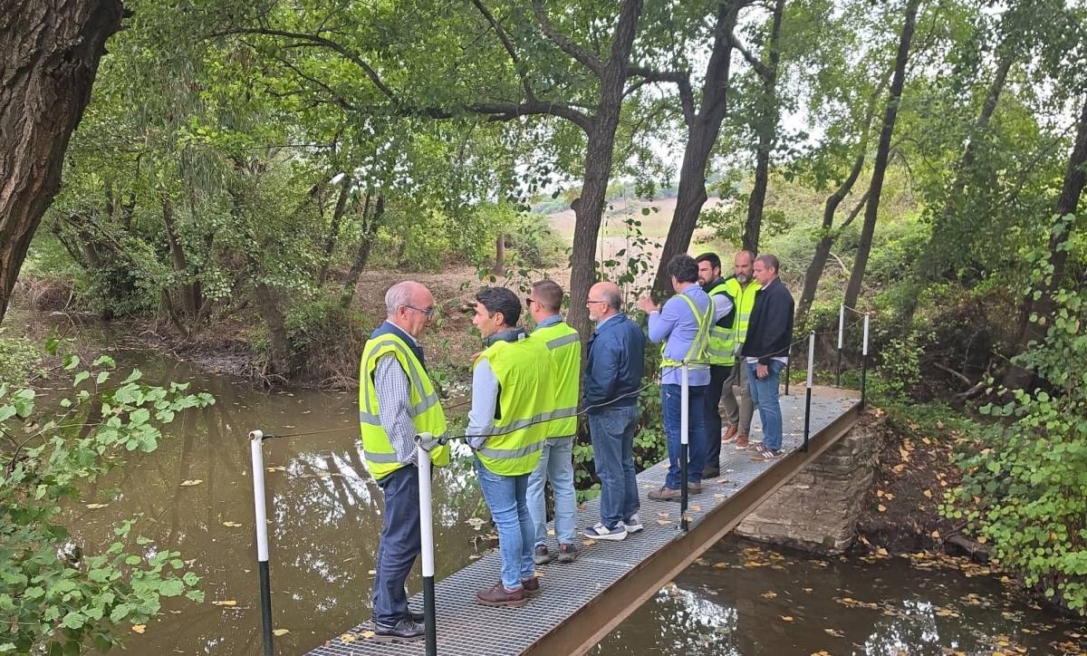 El río Palmones recupera la normalidad: limpieza para evitar desbordamientos con nuevas borrascas en la provincia de Cádiz