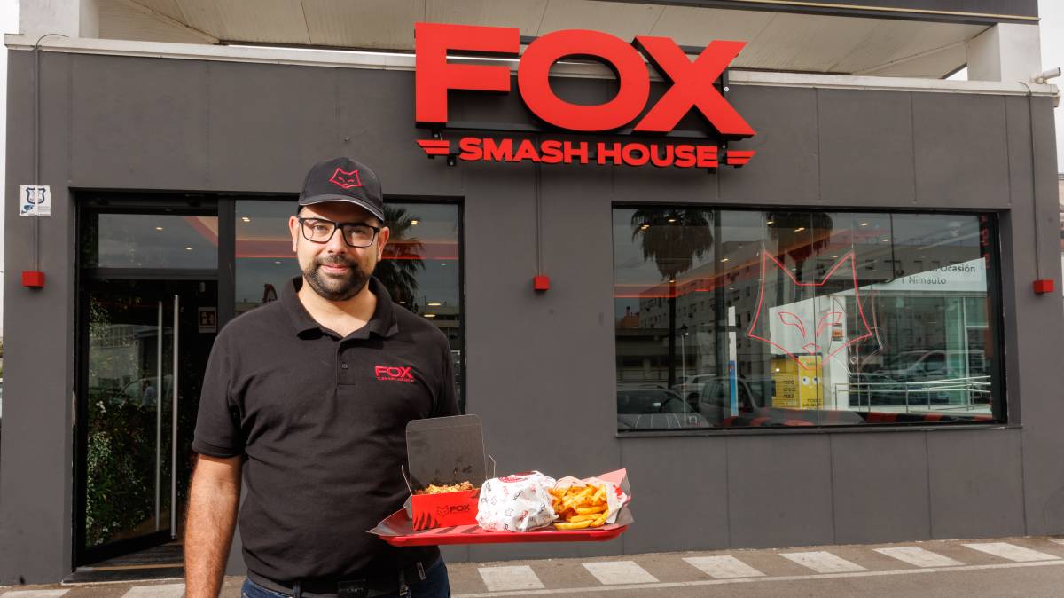 Juan Macías abre Fox Smash House en El Puerto.