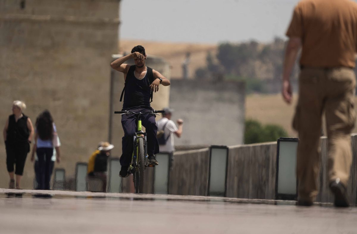 Muere un hombre en Almería, primera víctima mortal del verano por golpe de calor en Andalucía
