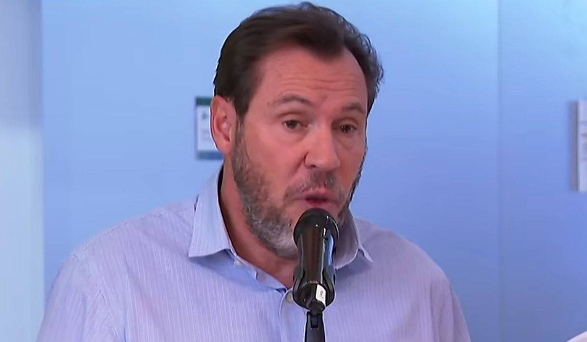 Puente califica de "inexplicable" la toma de decisiones del centro de control de ADIF y dice que en este momento no piensa en dimitir