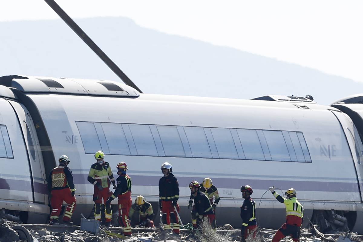 La cifra oficial de fallecidos sube hasta los 68 por el accidente de tren de Urda: hay 15 heridos graves