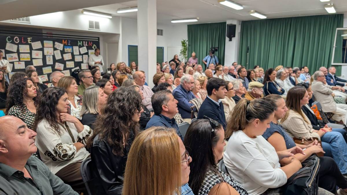 El salón de actos del Cervantes estuvo el lunes abarrotado en la presentación de los actos conmemorativos. - El salón de actos del Cervantes estuvo el lunes abarrotado en la presentación de los actos conmemorativos.