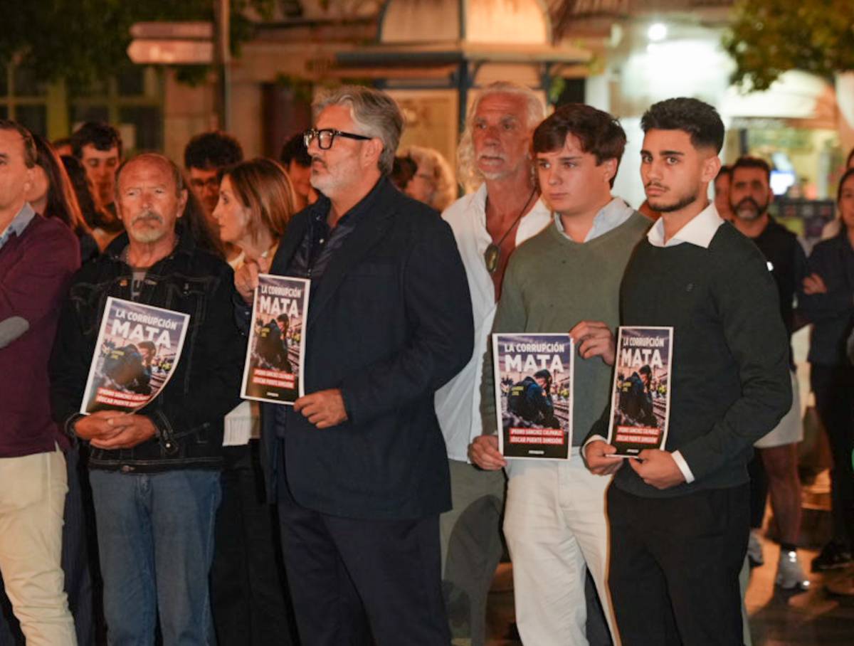 Minutos de silencio en Cádiz 