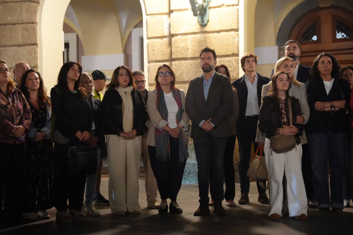 Minutos de silencio en Cádiz 