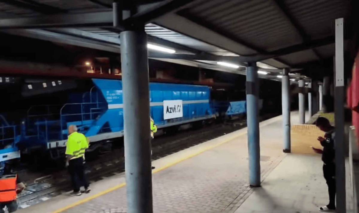 Descarrila un tren de mercancías en Sevilla
