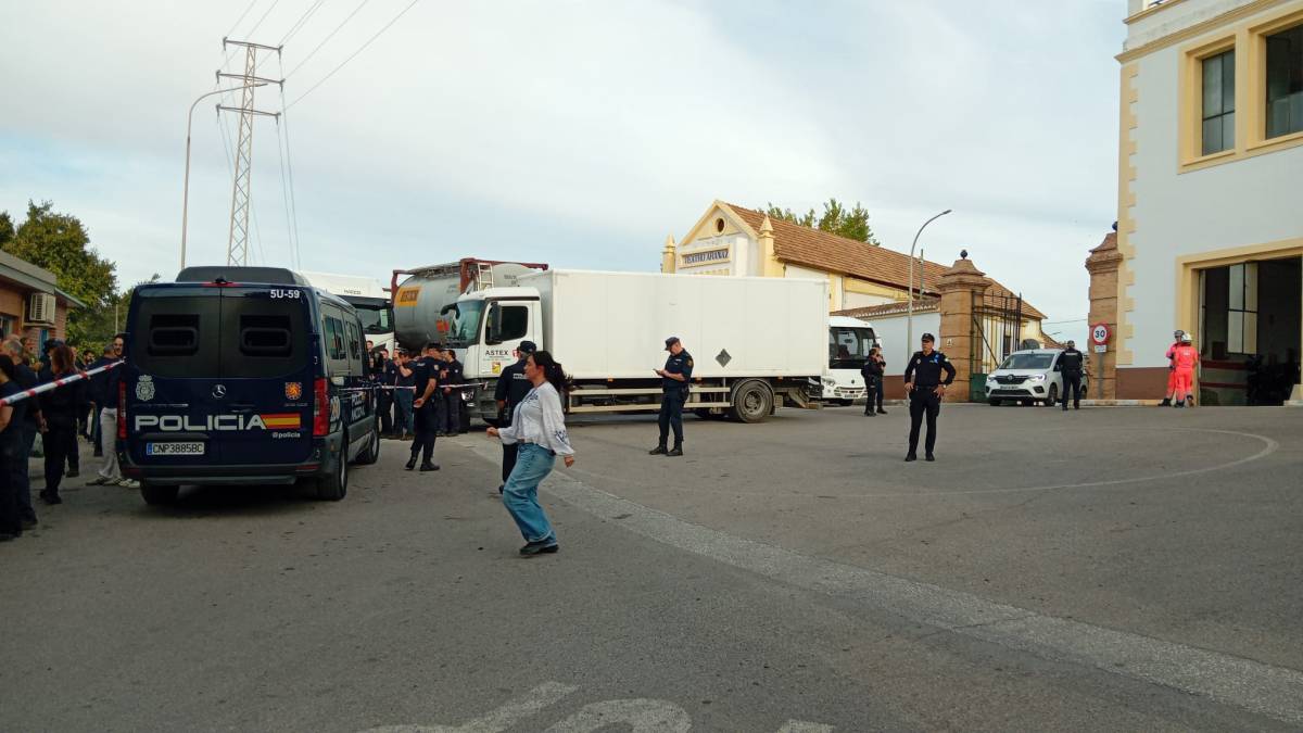 Una deflagración en una fábrica de pólvora de Granada genera más de treinta avisos al 112