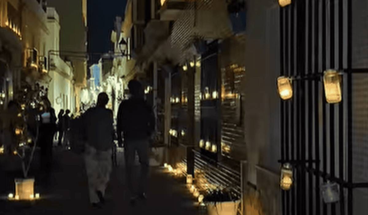 Una luz por las víctimas de Toledo: Puerto Real dedica su Noche de las Velas al recuerdo