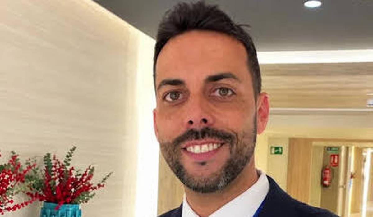 Acababa de ser padre: confirman la muerte de Iván Romano, policía en Alcalá de Guadaíra, en el accidente de Urda