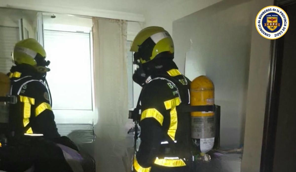 Una mujer atendida por inhalación de humos en el incendio de su cocina ...