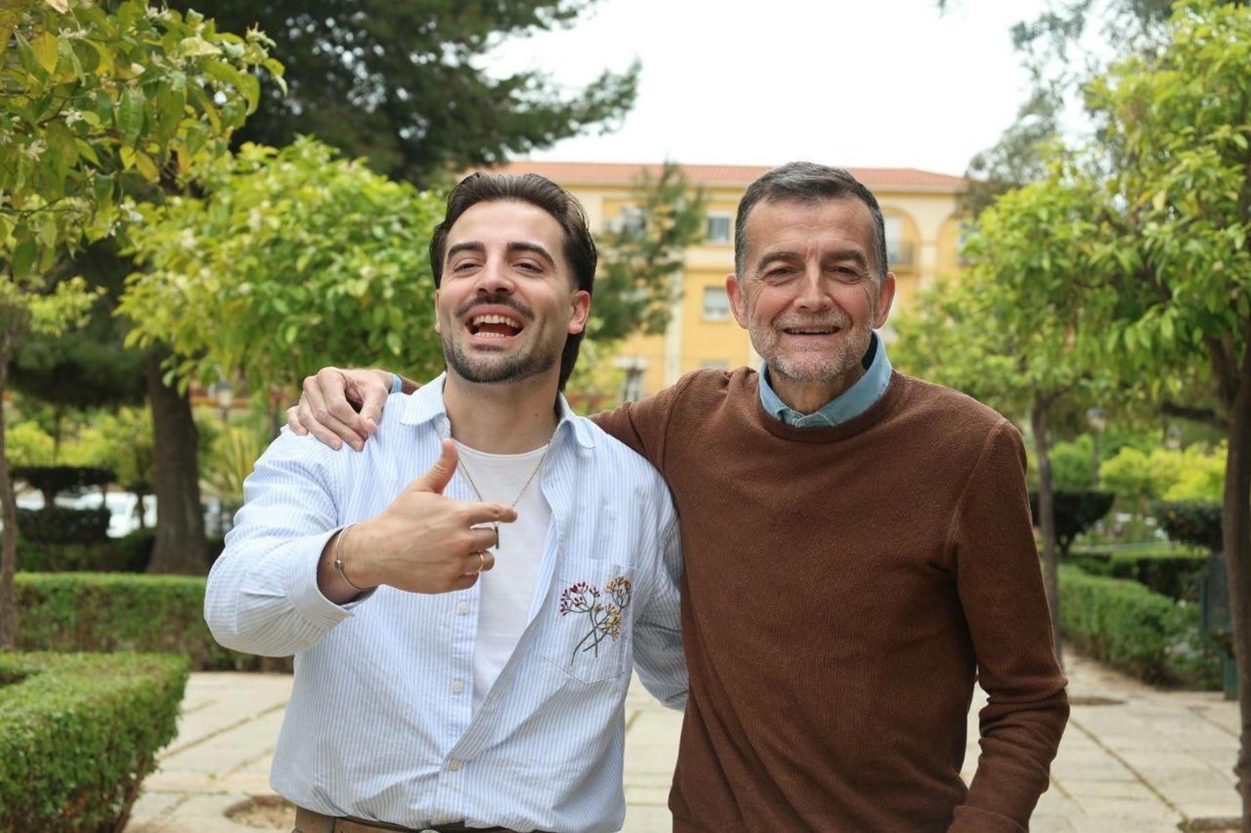Antonio Maíllo, líder de IU, con José Manuel García Jurado, parlamentario de Podemos, este fin de semana, en un encuentro juntos y cierto gesto de 'distensión'. - 