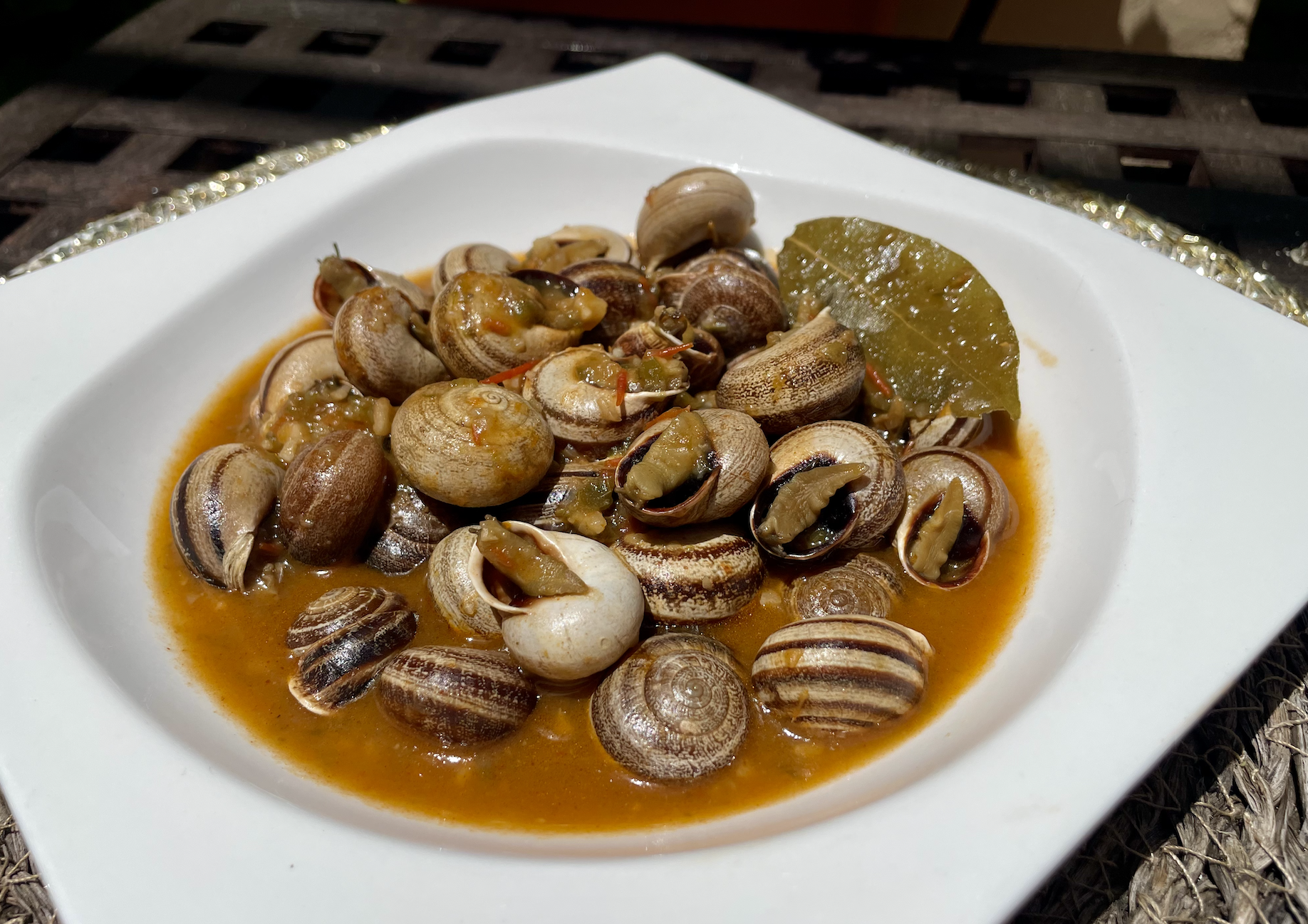 La receta secreta de la familia de Conchita: cabrillas o caracoles gordos en salsa