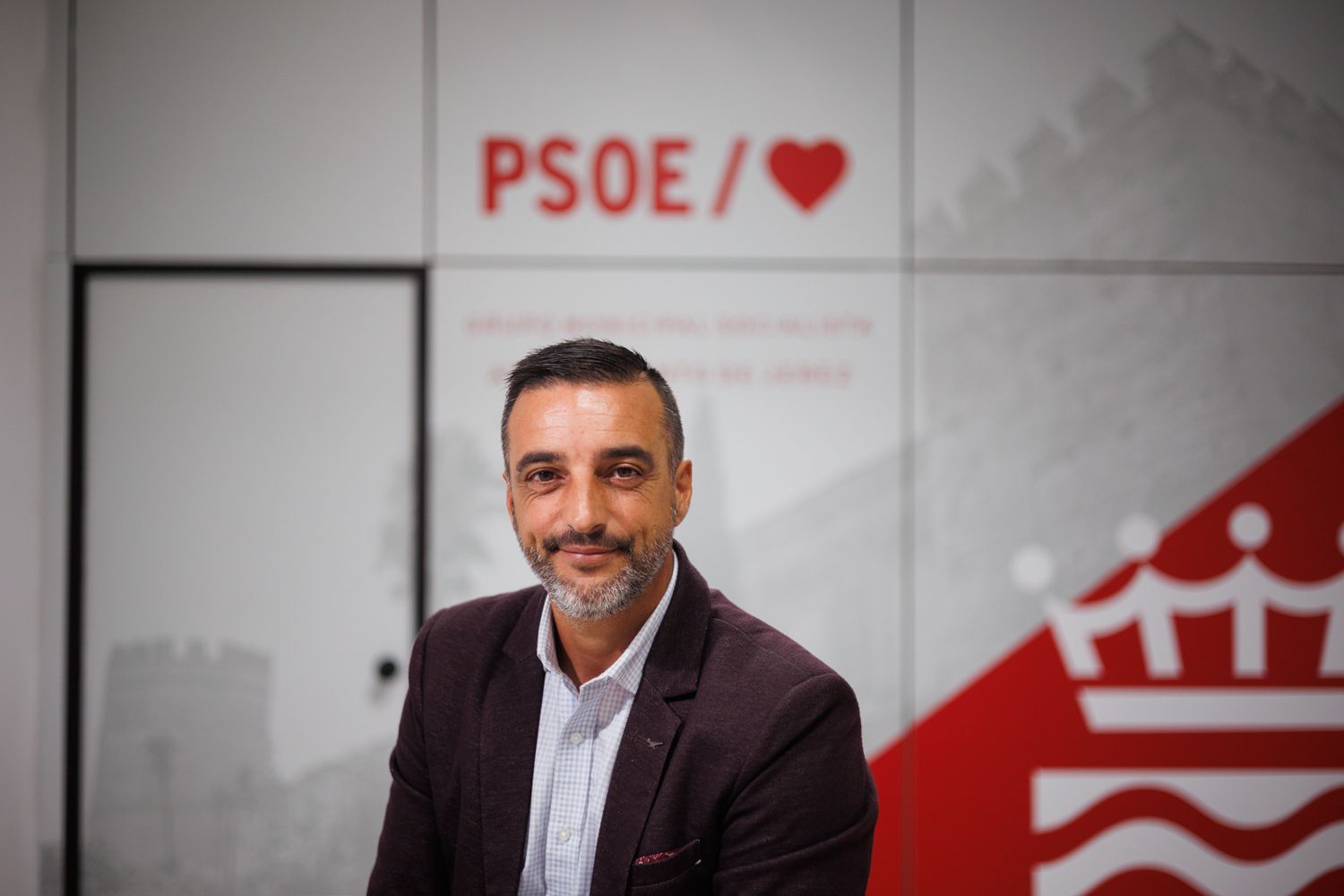 El líder del PSOE de Jerez denuncia la tardanza de la cita con su médico tras ser operado de apendicitis: 
