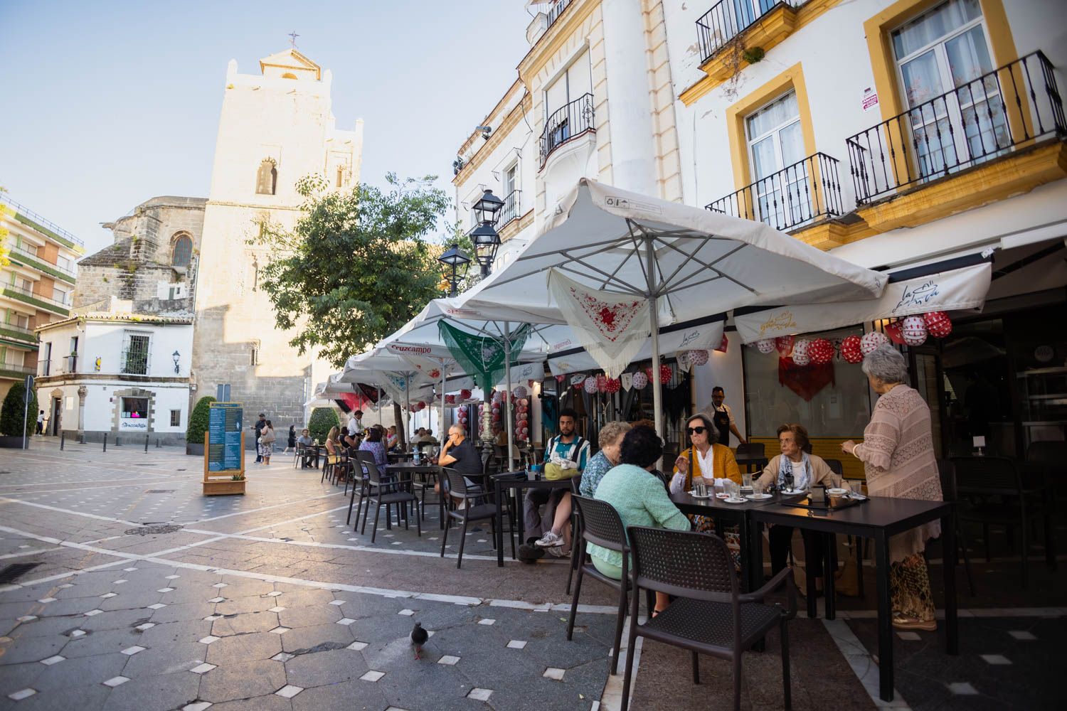 ¿Vivir la Feria en el centro de Jerez?: ni Málaga... ni desierto