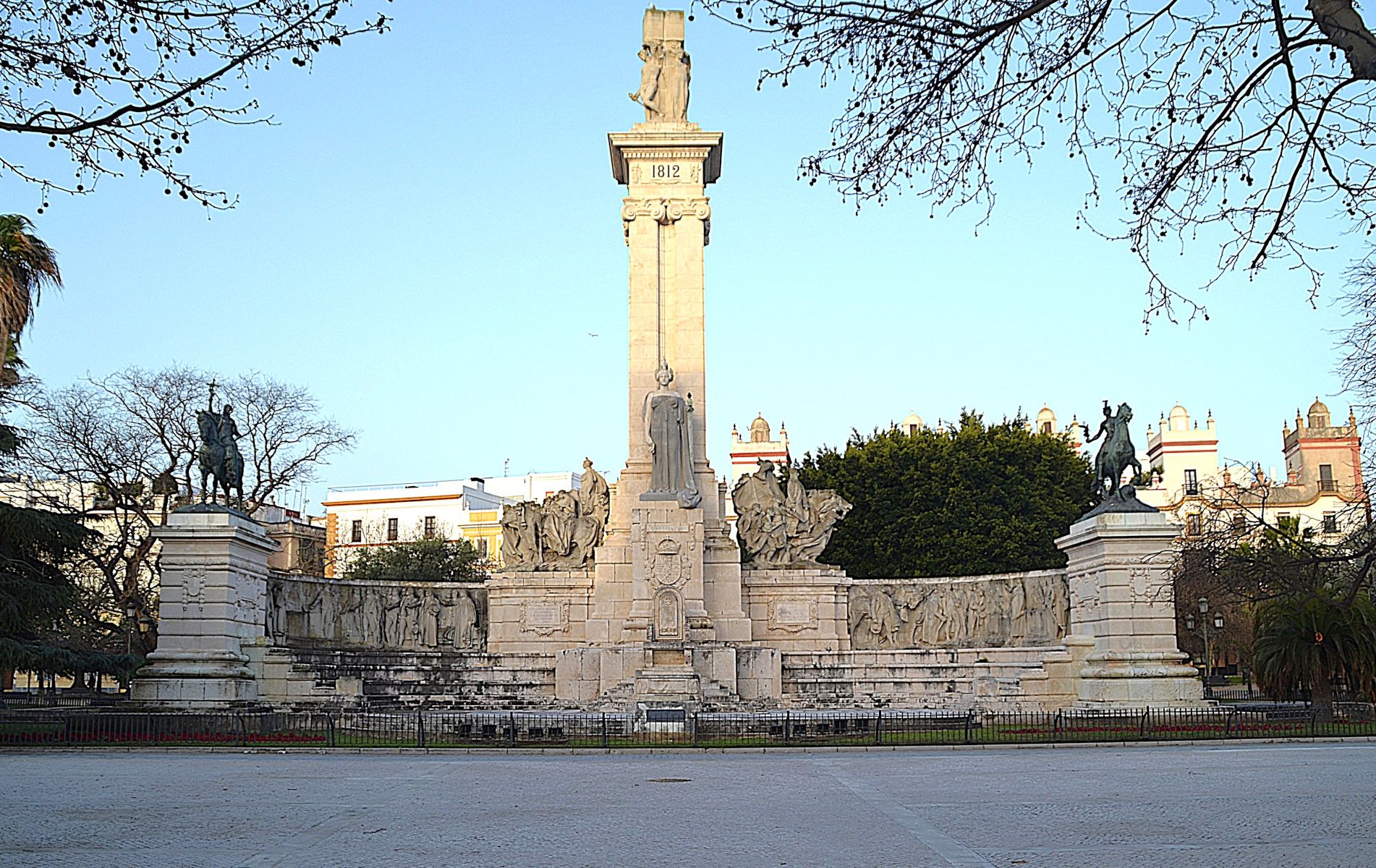 Monumento a las Cortes y el Sitio de Cádiz II: estructura y programa iconográfico
