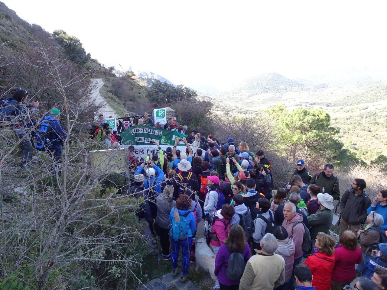 Los caminos públicos buscan paso en la Sierra de Grazalema: El Bosque se moviliza para recuperarlos