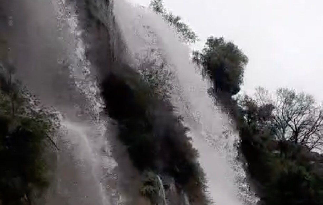 Récord de lluvia en Villaluenga en este 2025: vídeo de cómo responde la catarata del Chorrero. - 