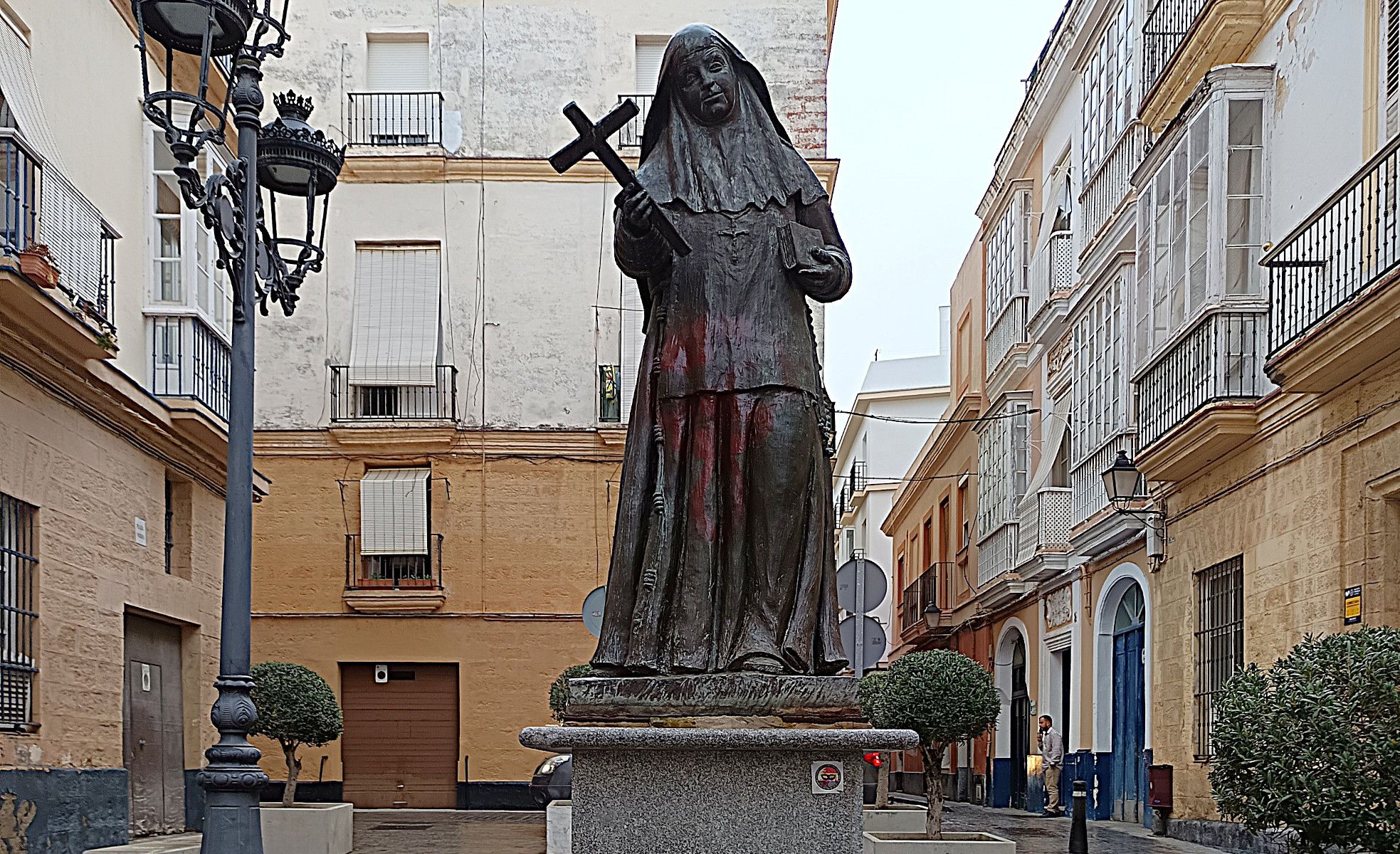 Monumento a Santa Ángela de la Cruz en Cádiz