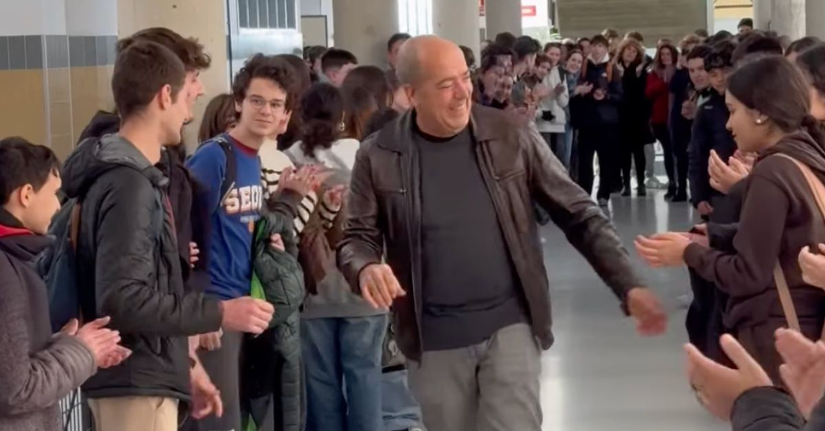 Así ha sido la entrañable despedida a Ignacio, un poeta, músico y profesor de un instituto de Jerez